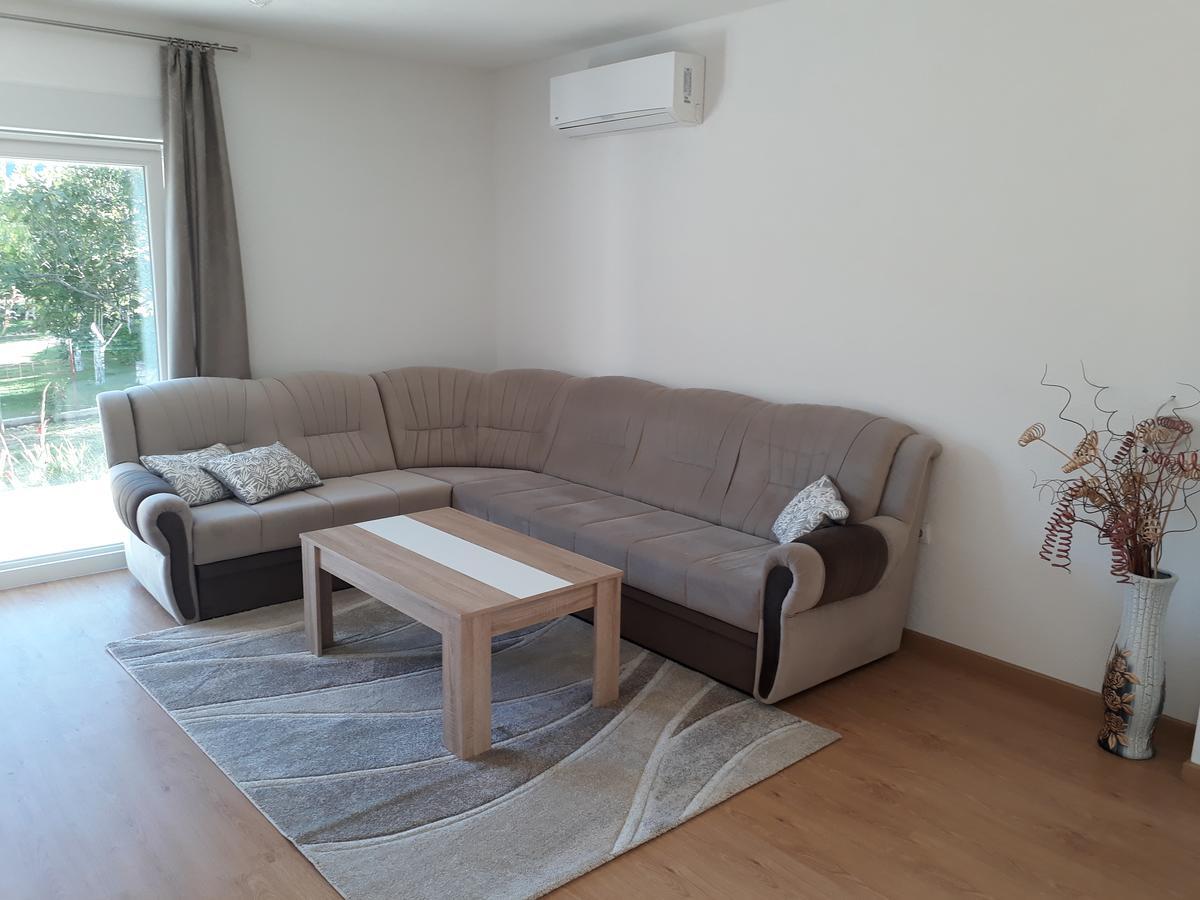 Little Mostar House Bagian luar foto