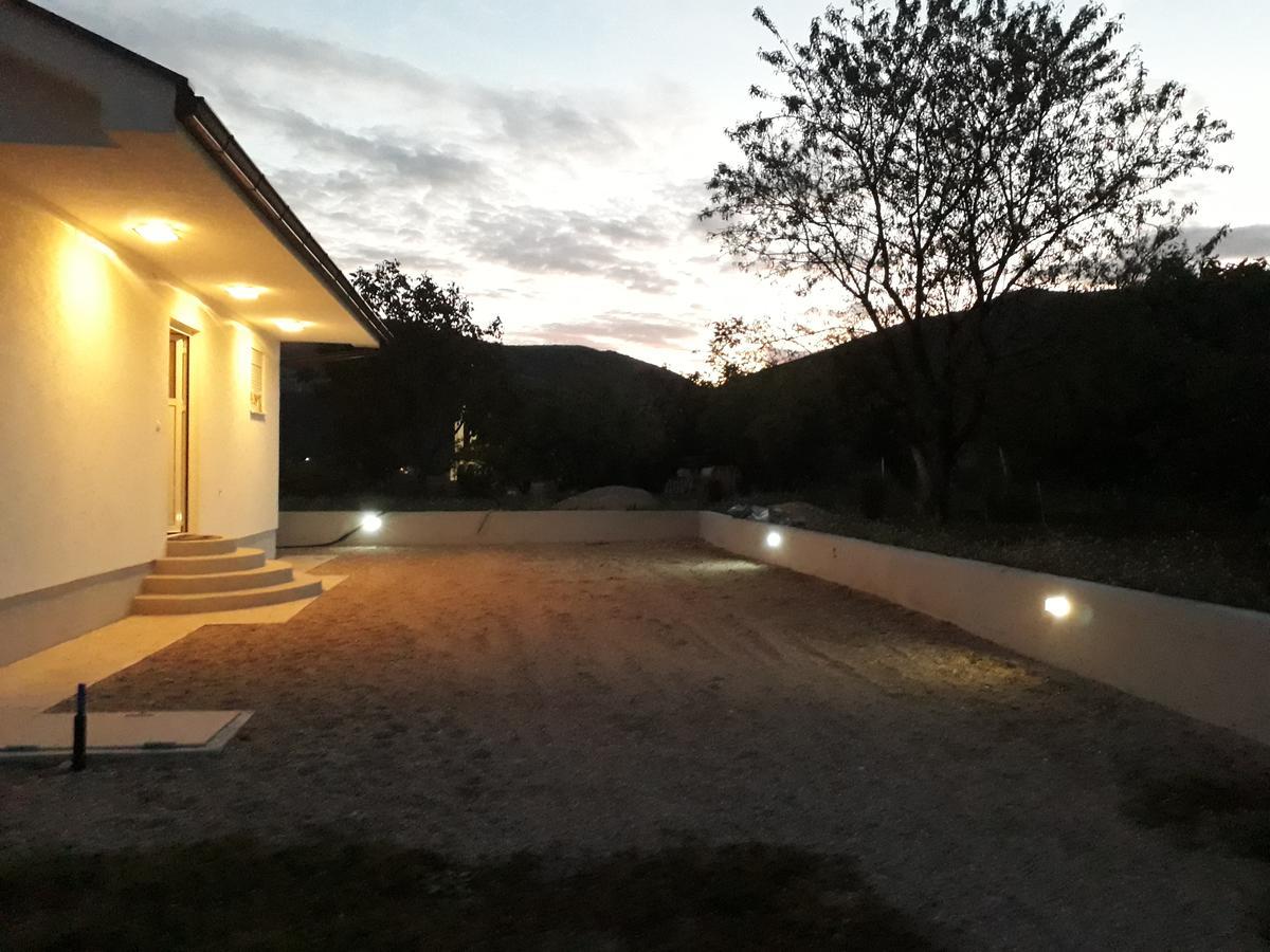 Little Mostar House Bagian luar foto