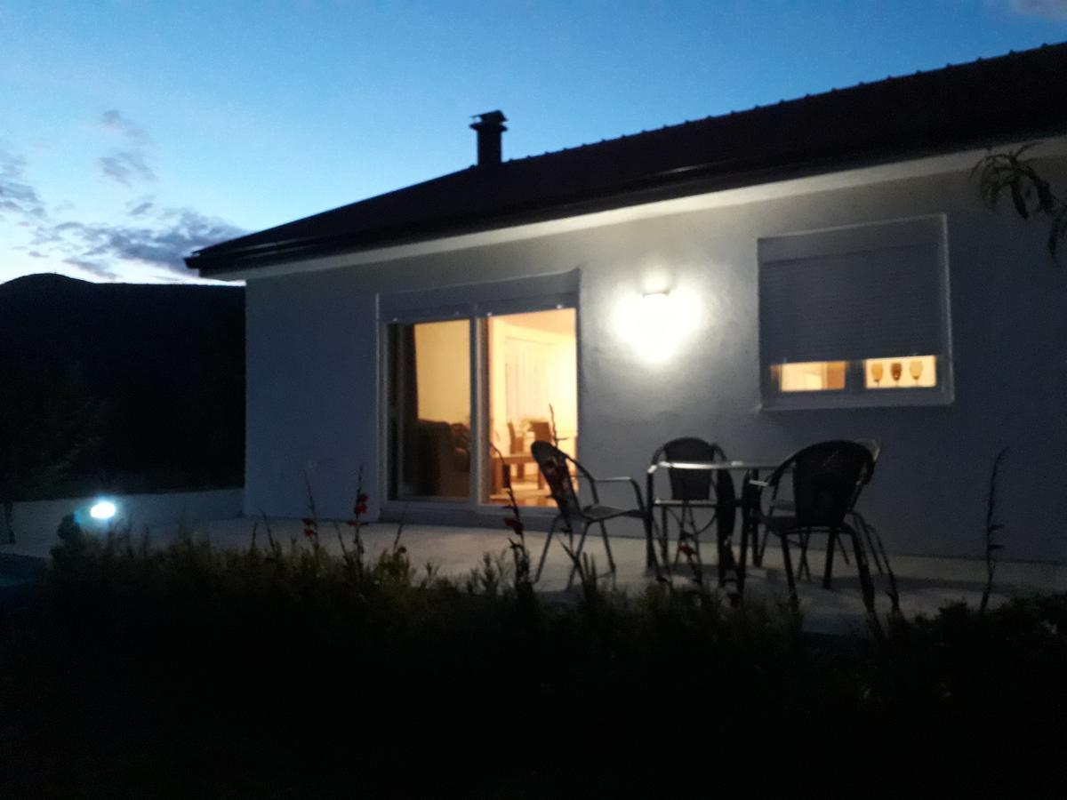 Little Mostar House Bagian luar foto