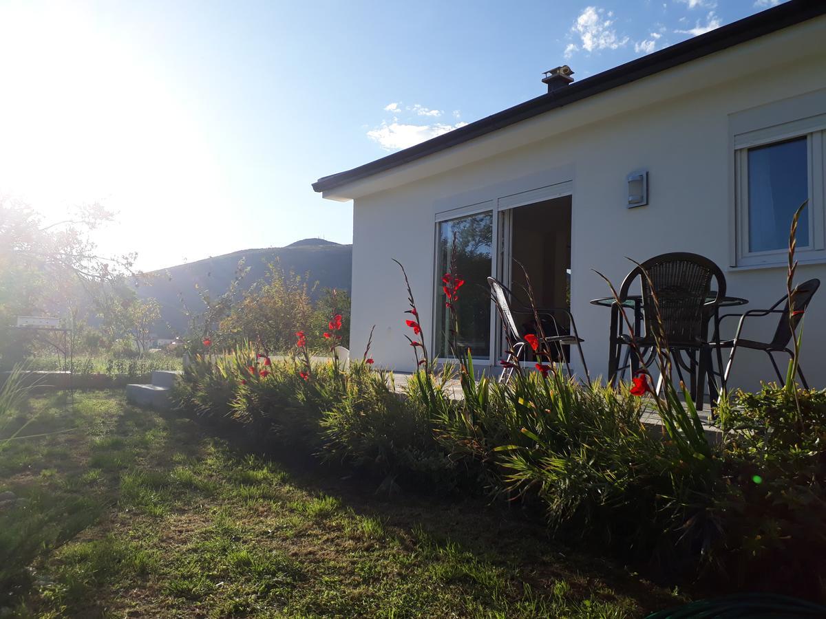 Little Mostar House Bagian luar foto